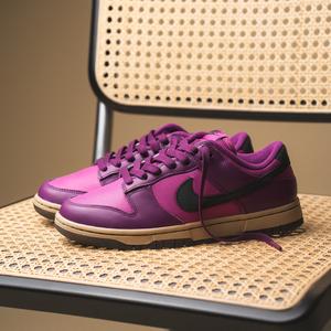 WMNS Dunk Low (viotech / black / hot fuchsia / khaki)