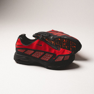Air Max SNDR Gore-Tex (hyper crimson / dk smoke grey / fire red)