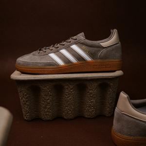 Handball Spezial (brown / white)