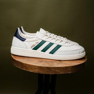 Handball Spezial (chalk white / collegiate green / night indigo)