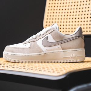 WMNS Air Force 1 LO (summit white / phantom / college grey)