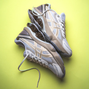 GEL-KINETIC FLUENT (white / marzipan)