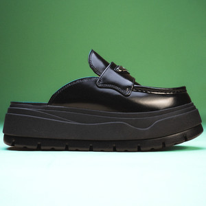 WMNS Air Jordan Mule (black / metallic silver)