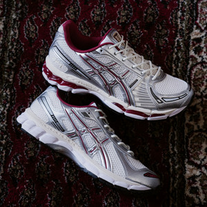 GEL-KAYANO 12.1 (cream / pure silver)