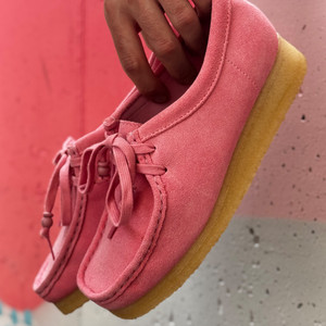 Wallabee (candy pink)
