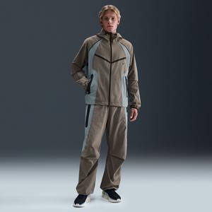 Tech Dri-FIT Windrunner Jacket (cave  stone / cool grey / black)