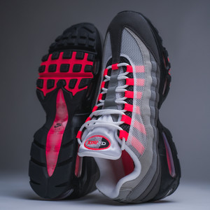 Air Max 95 Big Bubble (black / solar red / medium ash / dk pewter)