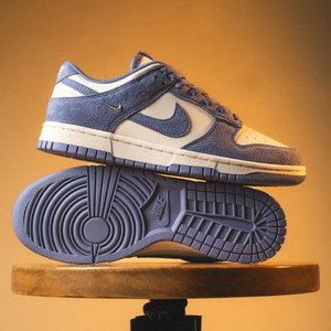 Dunk Low (sail / world indigo / metallic silver)