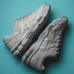 GEL-CUMULUS 16 (airy blue / glacier grey)