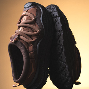 U Ora Primo (mineral brown / cast iron)