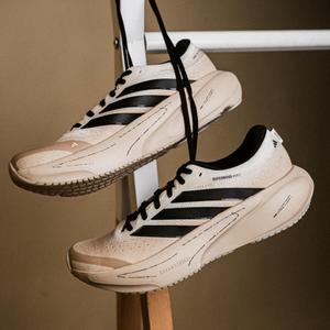 x Song For The Mute Supernova Rise 3 W (off white / core black / onix)