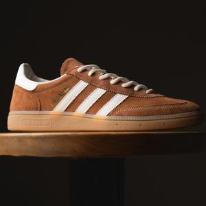 Handball Spezial (dubr/owhite/gum4)