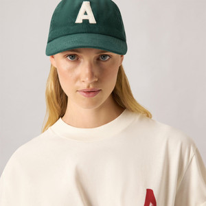 Caps Main (baseball timber)
